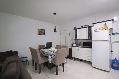 Apartamento à venda com 67m², 2 quartos e 1 vagaCozinha