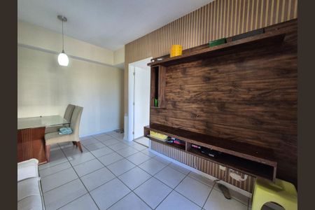 Sala de apartamento para alugar com 2 quartos, 74m² em Recreio dos Bandeirantes, Rio de Janeiro
