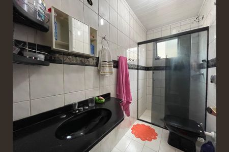 Casa à venda com 250m², 2 quartos e 3 vagasBanheiro Social