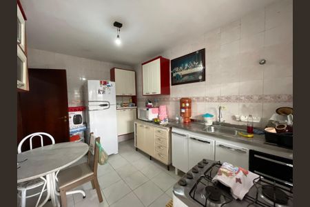 Casa à venda com 250m², 2 quartos e 3 vagasCozinha