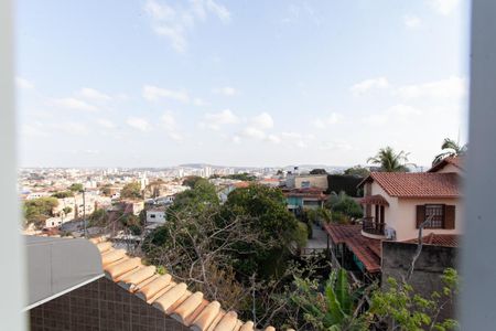 Vista da Sala de apartamento para alugar com 2 quartos, 60m² em Xodó Marize, Belo Horizonte