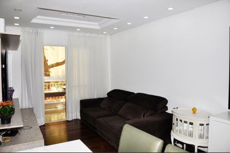 Apartamento à venda com 92m², 3 quartos e 1 vaga Apartamento à venda com 92m², 3 quartos e 1 vagaSala