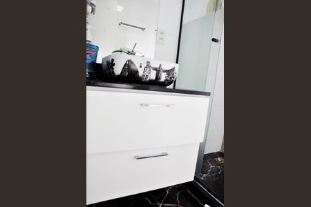 Apartamento à venda com 92m², 3 quartos e 1 vaga Apartamento à venda com 92m², 3 quartos e 1 vagaBanheiro Social