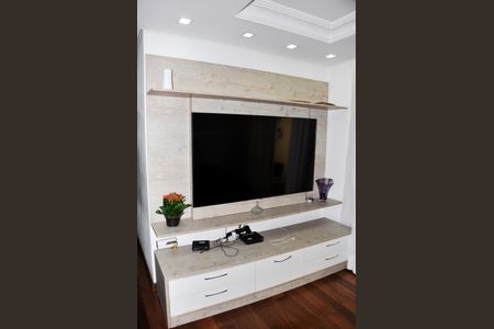 Apartamento à venda com 92m², 3 quartos e 1 vaga Apartamento à venda com 92m², 3 quartos e 1 vagaSala