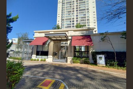 Apartamento à venda com 210m², 3 quartos e 2 vagasFachada