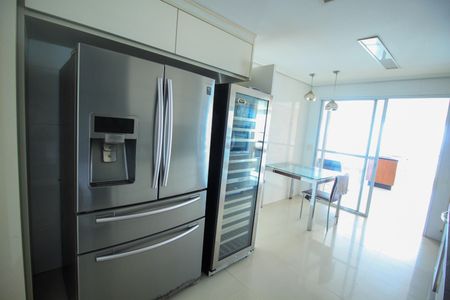 Apartamento à venda com 210m², 3 quartos e 2 vagasCozinha
