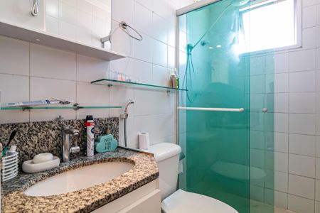 Apartamento à venda com 54m², 2 quartos e 1 vaga Apartamento à venda com 54m², 2 quartos e 1 vagaBanheiro