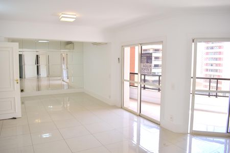 Sala de apartamento para alugar com 4 quartos, 174m² em Centro, Ribeirão Preto