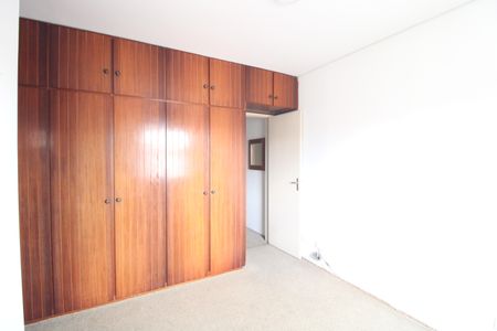 Casa à venda com 106m², 3 quartos e 1 vagaSuíte 