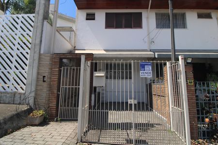 Casa à venda com 106m², 3 quartos e 1 vagaFachada