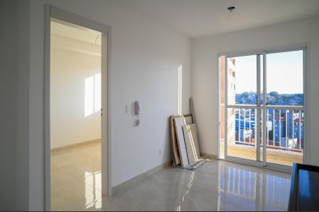 Sala de apartamento para alugar com 1 quarto, 29m² em Parque Bristol, São Paulo