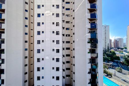 Apartamento à venda com 300m², 4 quartos e 4 vagas Apartamento à venda com 300m², 4 quartos e 4 vagasVista da Suíte 3
