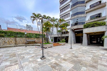 Apartamento à venda com 300m², 4 quartos e 4 vagasÁrea comum