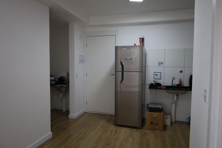 Cozinha de apartamento para alugar com 2 quartos, 37m² em Vila Isa, São Paulo