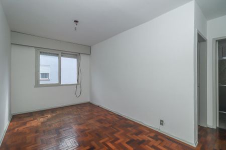 Sala de apartamento para alugar com 1 quarto, 46m² em Passo D’areia, Porto Alegre