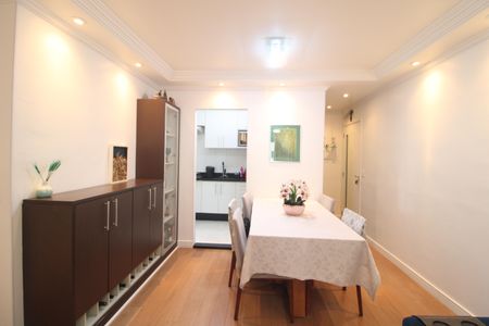 Sala de apartamento à venda com 3 quartos, 72m² em Usina Piratininga, São Paulo