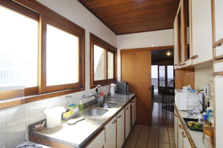 Apartamento à venda com 135m², 3 quartos e sem vagaCozinha