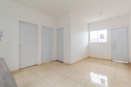 Sala/Cozinha de apartamento para alugar com 2 quartos, 55m² em Vila Ré, São Paulo