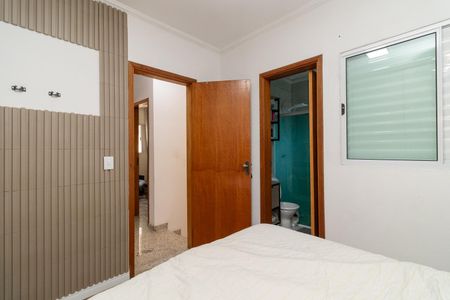 Casa de condomínio à venda com 53m², 3 quartos e 1 vagaSuíte