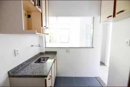 Apartamento à venda com 59m², 2 quartos e 1 vagaCozinha
