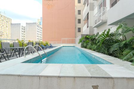 Studio para alugar com 17m², 1 quarto e sem vaga Studio para alugar com 17m², 1 quarto e sem vagaÁrea comum - Piscina