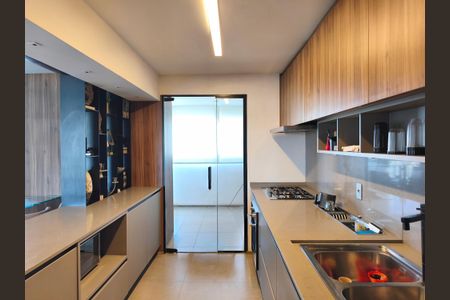 Apartamento à venda com 149m², 3 quartos e 2 vagas Apartamento à venda com 149m², 3 quartos e 2 vagasCozinha