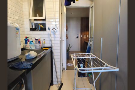 Apartamento à venda com 149m², 3 quartos e 2 vagas Apartamento à venda com 149m², 3 quartos e 2 vagasÁrea de Serviço