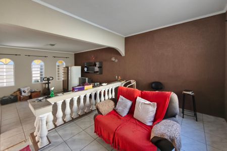 Casa à venda com 225m², 3 quartos e 4 vagasSala de Estar