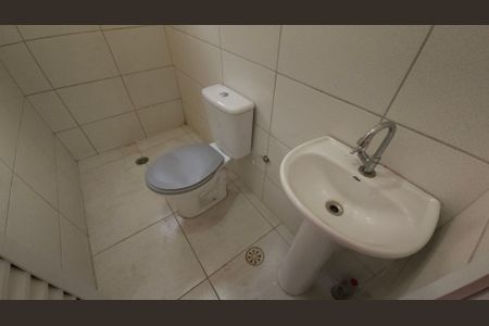 Banheiro de apartamento para alugar com 1 quarto, 38m² em Cidade Antônio Estêvão de Carvalho, São Paulo