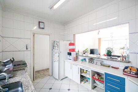 Casa para alugar com 200m², 4 quartos e 3 vagas Casa para alugar com 200m², 4 quartos e 3 vagasCozinha