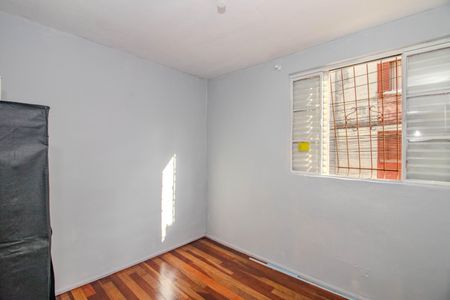 Quarto 1 de apartamento para alugar com 2 quartos, 43m² em Rubem Berta, Porto Alegre