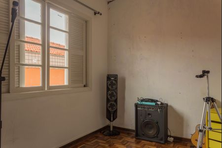 Casa para alugar com 197m², 3 quartos e 3 vagas Casa para alugar com 197m², 3 quartos e 3 vagasQuarto