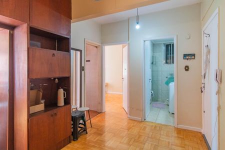 Sala de apartamento à venda com 2 quartos, 58m² em Centro Histórico, Porto Alegre