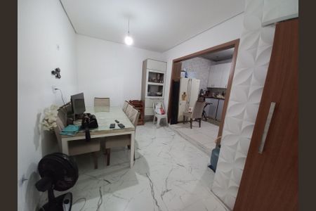 Sala de casa para alugar com 2 quartos, 70m² em Parque Sao Vicente, São Vicente