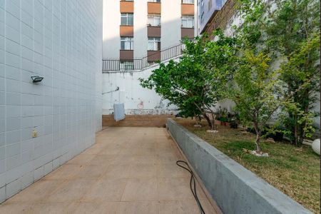 Apartamento à venda com 175m², 3 quartos e 2 vagas Apartamento à venda com 175m², 3 quartos e 2 vagasÁrea Externa