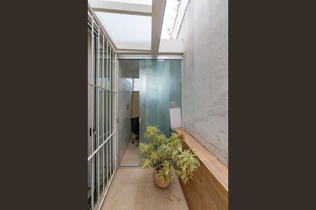 Apartamento à venda com 175m², 3 quartos e 2 vagas Apartamento à venda com 175m², 3 quartos e 2 vagasEscritório