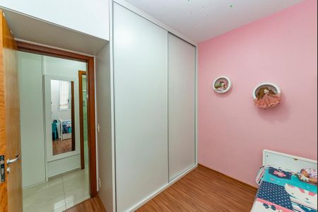 Apartamento à venda com 175m², 3 quartos e 2 vagas Apartamento à venda com 175m², 3 quartos e 2 vagasQuarto 1