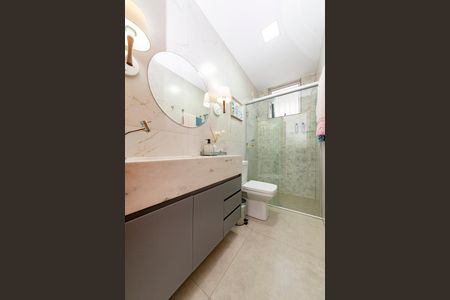 Apartamento à venda com 175m², 3 quartos e 2 vagas Apartamento à venda com 175m², 3 quartos e 2 vagasBanheiro Social