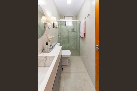 Apartamento à venda com 175m², 3 quartos e 2 vagas Apartamento à venda com 175m², 3 quartos e 2 vagasBanheiro Social