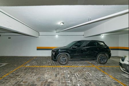 Apartamento à venda com 175m², 3 quartos e 2 vagas Apartamento à venda com 175m², 3 quartos e 2 vagasGaragem