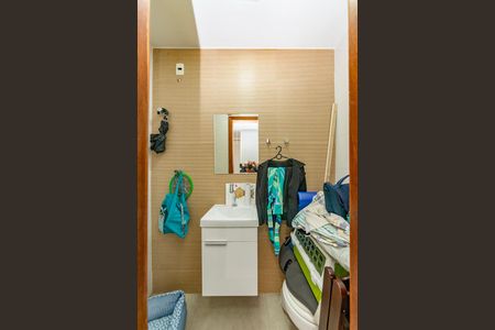 Apartamento à venda com 175m², 3 quartos e 2 vagas Apartamento à venda com 175m², 3 quartos e 2 vagasÁrea de Serviço