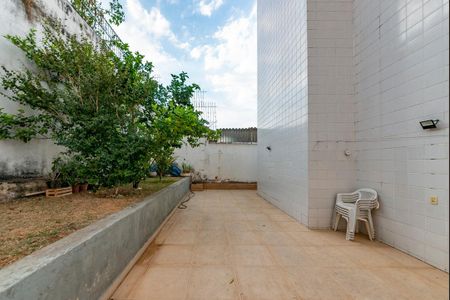 Apartamento à venda com 175m², 3 quartos e 2 vagas Apartamento à venda com 175m², 3 quartos e 2 vagasÁrea Externa