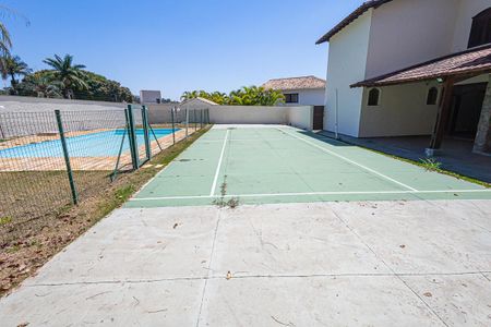 Casa à venda com 453m², 5 quartos e 8 vagas Casa à venda com 453m², 5 quartos e 8 vagasÁrea comum