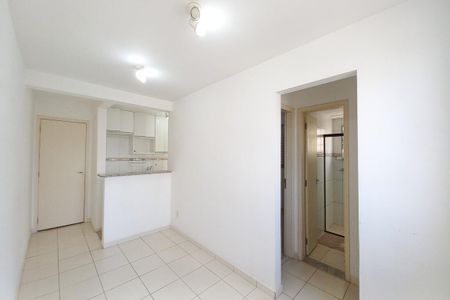 Sala de apartamento para alugar com 2 quartos, 48m² em Loteamento Parque São Martinho, Campinas