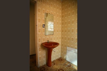 Casa à venda com 218m², 3 quartos e 1 vagaBanheiro de serviço