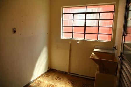 Casa à venda com 218m², 3 quartos e 1 vagaÁrea de Serviço