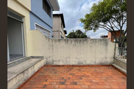 Varanda de casa à venda com 5 quartos, 145m² em Jardim Bonfiglioli, São Paulo