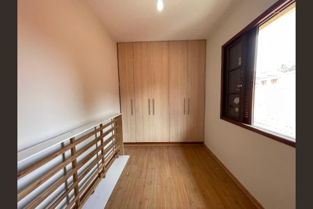 Casa à venda com 145m², 5 quartos e 2 vagas Casa à venda com 145m², 5 quartos e 2 vagasQuarto 2