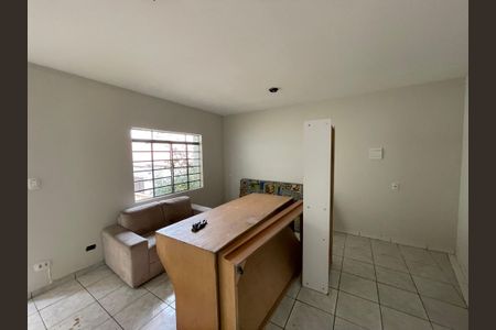 Casa à venda com 145m², 5 quartos e 2 vagas Casa à venda com 145m², 5 quartos e 2 vagasEdícula