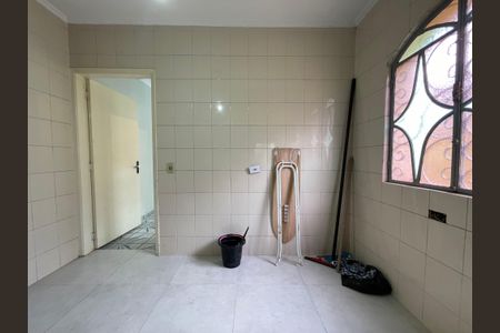 Casa à venda com 145m², 5 quartos e 2 vagas Casa à venda com 145m², 5 quartos e 2 vagasÁrea de Serviço